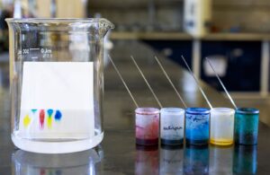 Read more about the article Aplicațiile metodelor cromatografice în controlul medicamentelor